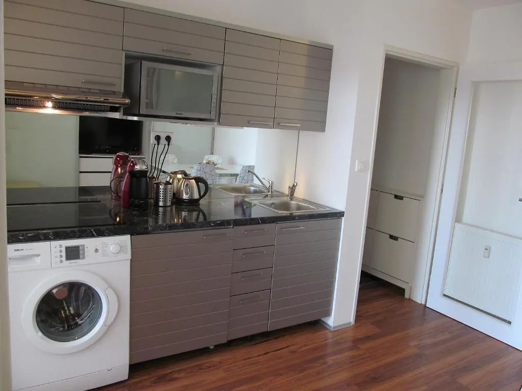 Golden Family Apartments Prague